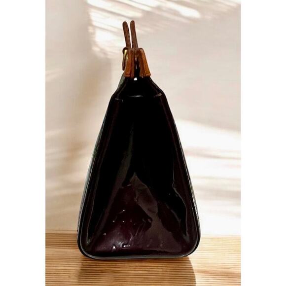 Louis Vuitton SR0029 Vernis Roxbury Drive Shoulder Bag - Picture 4 of 16